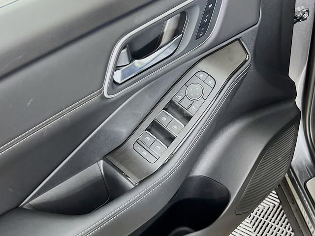 New 2026 Nissan Rogue Platinum w/ Platinum Premium Package image 15