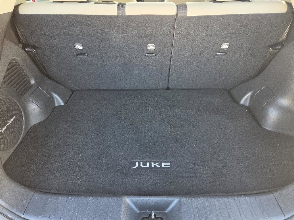 Used 2013 Nissan Juke SV FWD image 12