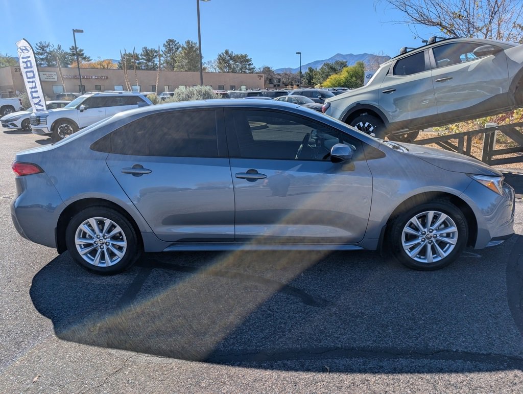 Used 2024 Toyota Corolla Hybrid Sedan image 6