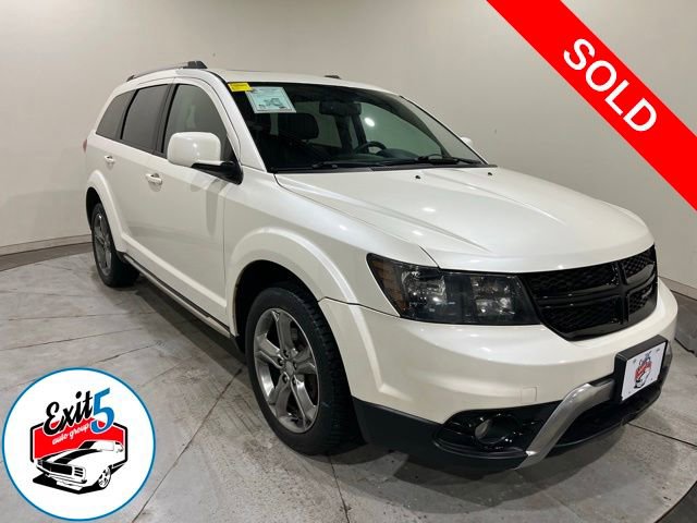 Used 2017 Dodge Journey Crossroad w/ Popular Equipment Group image 1