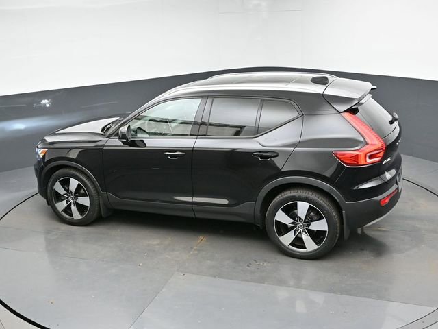 Used 2020 Volvo XC40 T5 Momentum w/ Protection Package Premier image 42