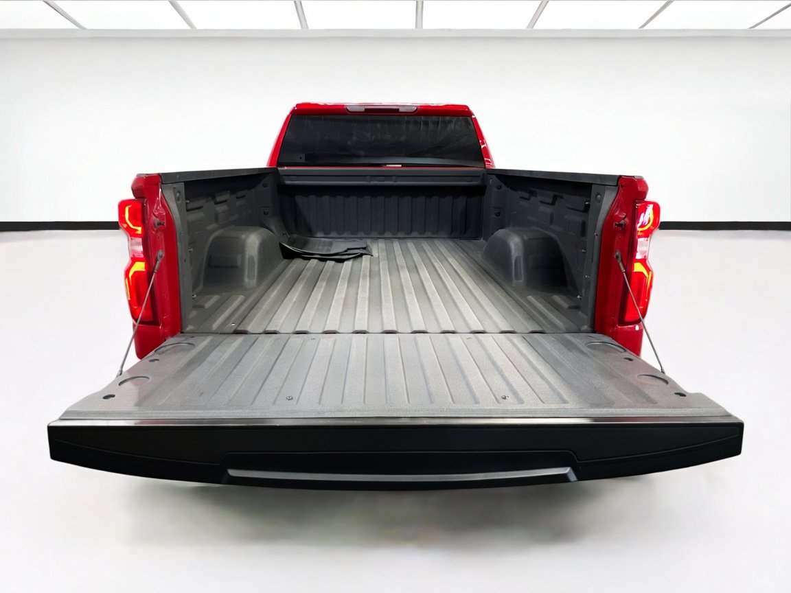 Used 2022 Chevrolet Silverado 1500 Custom w/ Safety Confidence Package RWD image 18