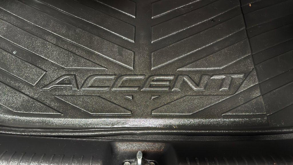 Used 2016 Hyundai Accent SE image 38