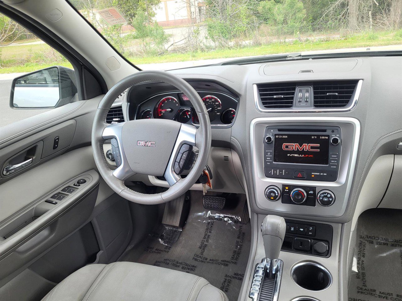 Used 2015 GMC Acadia SLE image 15