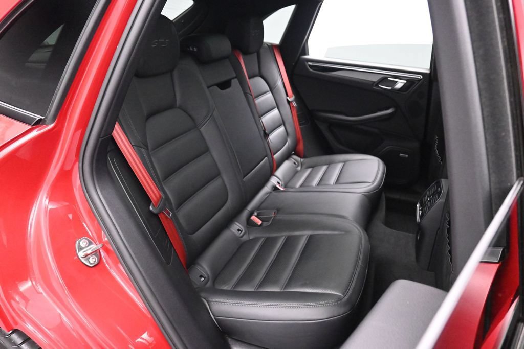Used 2021 Porsche Macan GTS w/ Premium Package Plus (PF9) AWD/4WD image 19