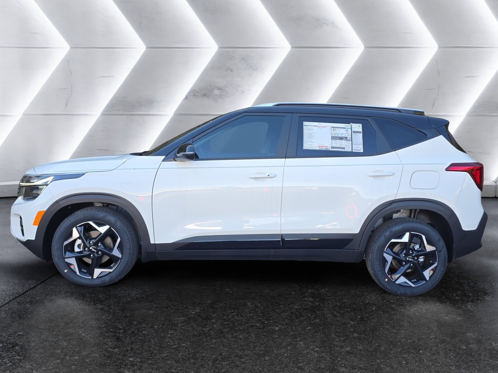 New 2026 Kia Seltos S image 2