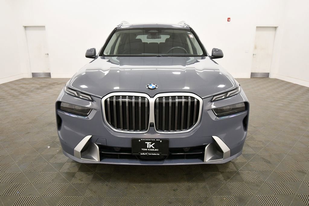 Used 2026 BMW X7 xDrive40i AWD/4WD image 12