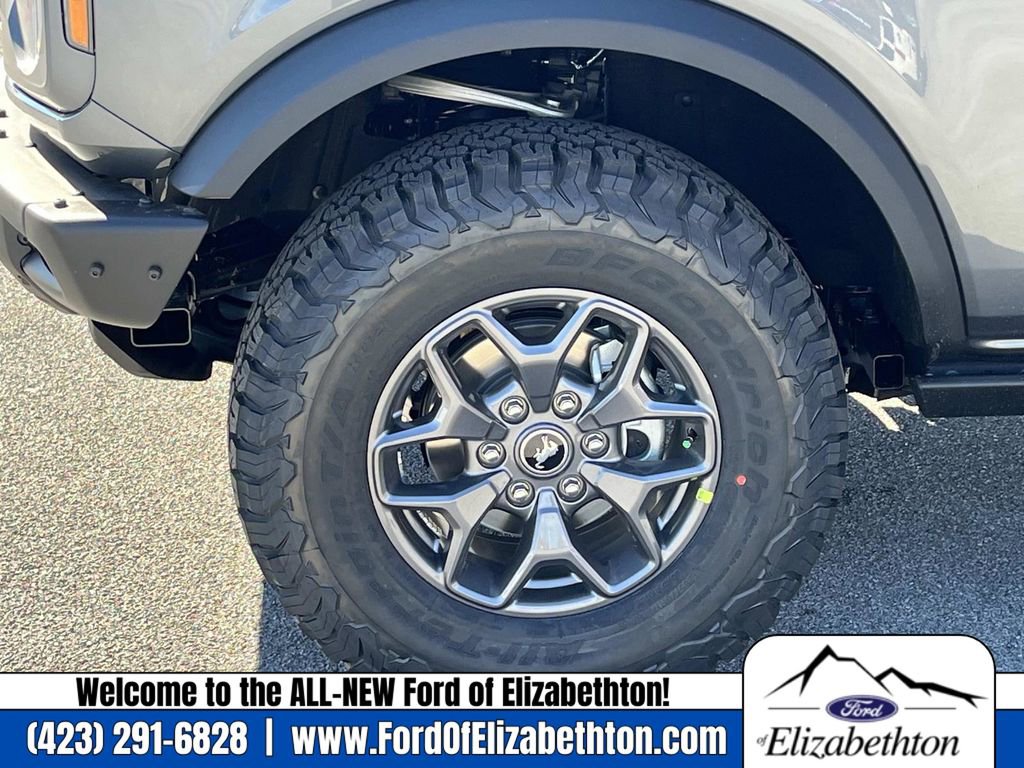 New 2025 Ford Bronco Badlands image 11