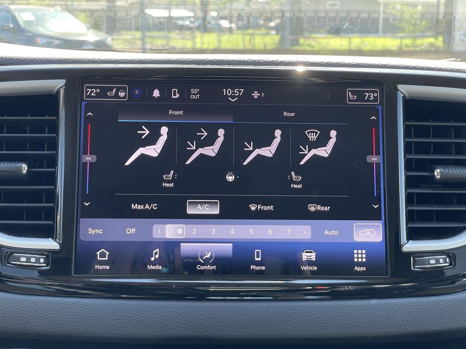 Used 2023 Chrysler Pacifica Touring-L image 23