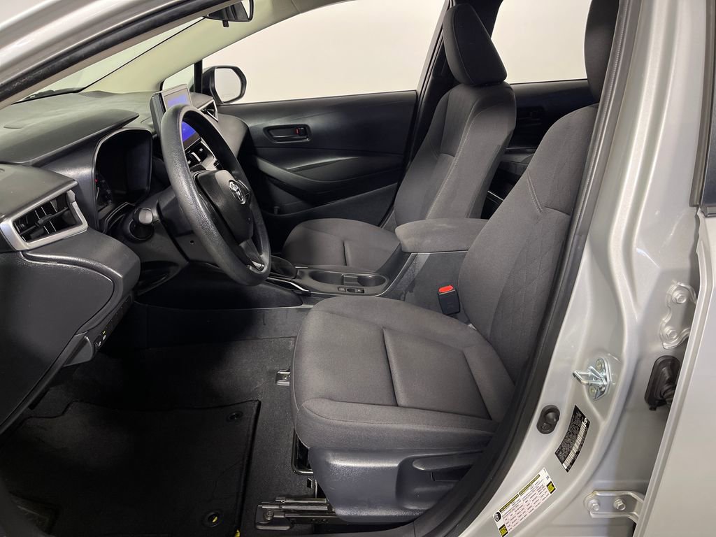 Used 2024 Toyota Corolla LE FWD image 19