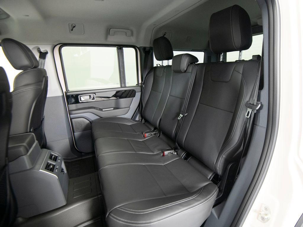New 2026 INEOS Grenadier Fieldmaster Edition AWD/4WD image 35