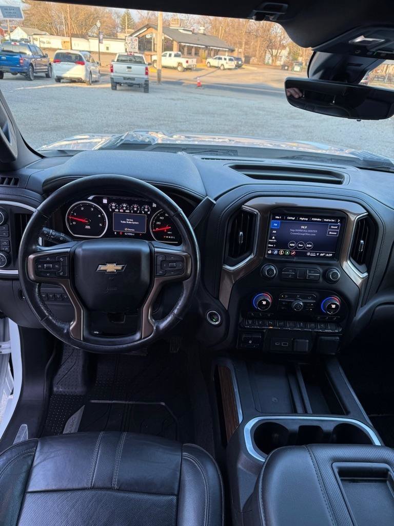 Used 2022 Chevrolet Silverado 3500 High Country AWD/4WD image 12