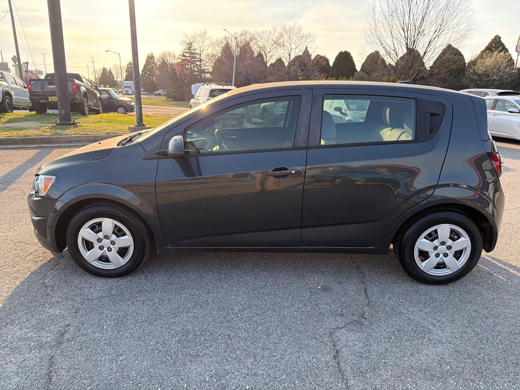 Used 2014 Chevrolet Sonic LS image 8