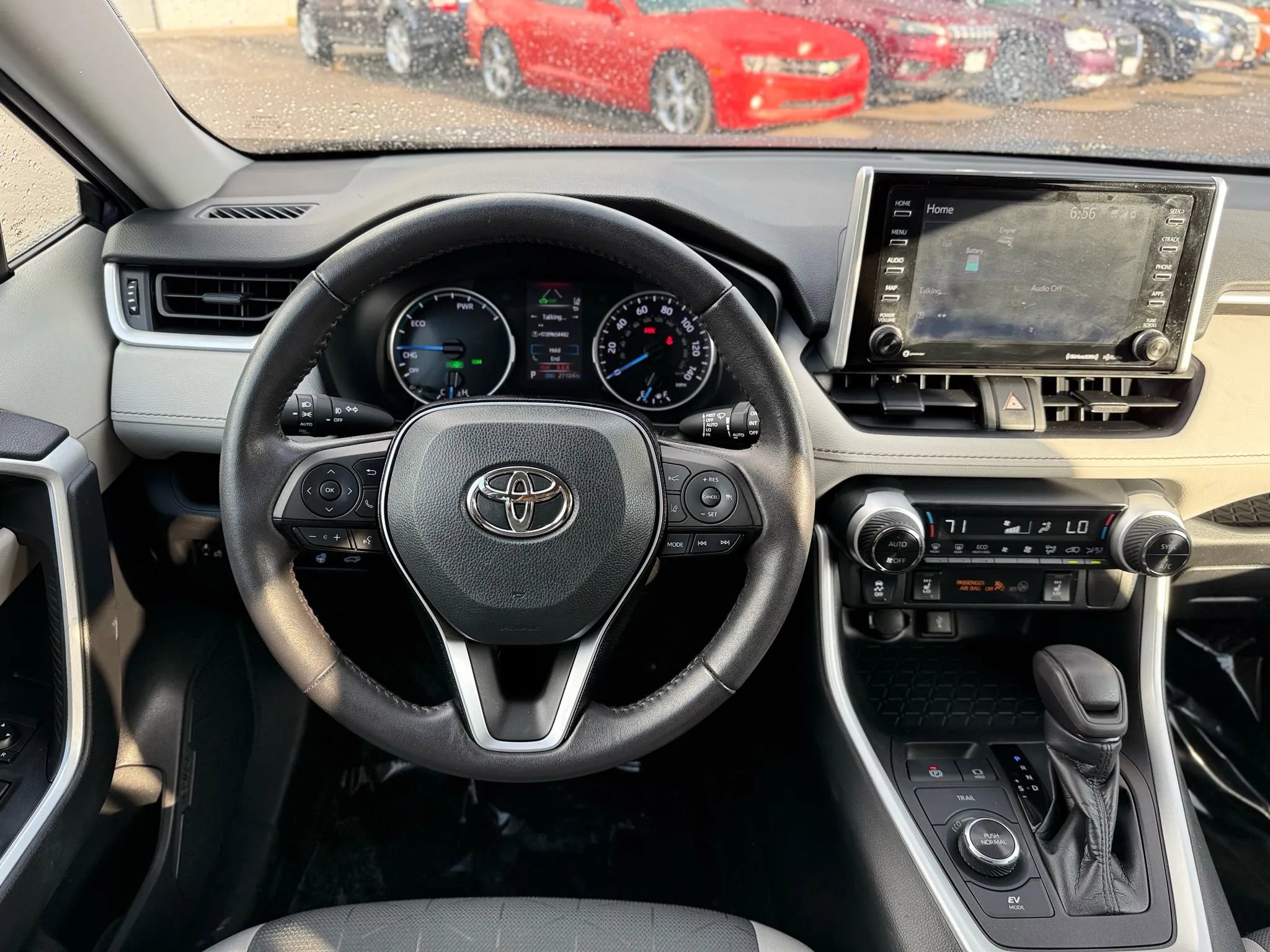 Used 2021 Toyota RAV4 XLE image 27