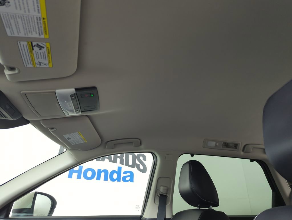 Used 2024 Nissan Pathfinder SL w/ Cargo Package image 16