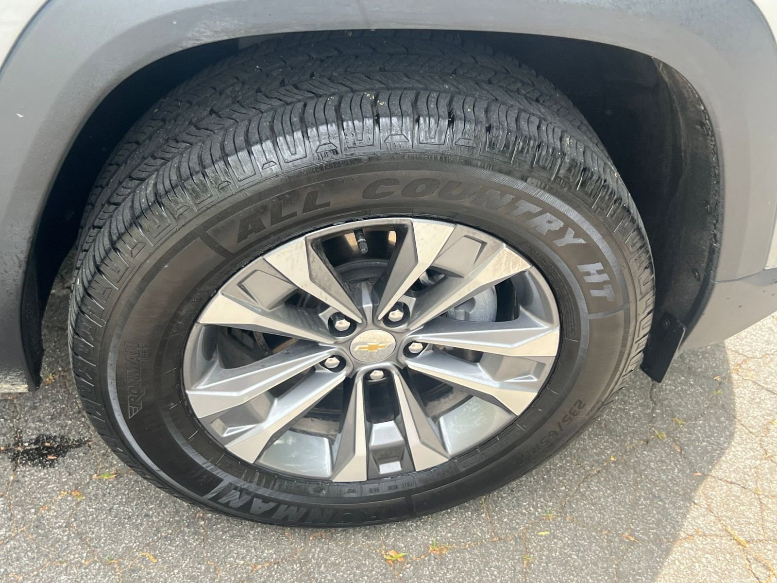 Used 2025 Chevrolet Equinox LT image 25