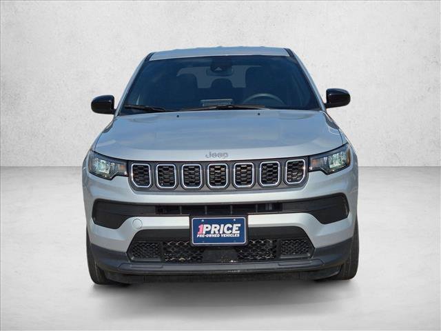 Certified 2025 Jeep Compass Sport AWD/4WD image 2
