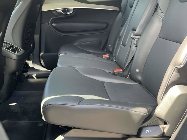 Used 2025 Volvo XC90 B5 Core image 17