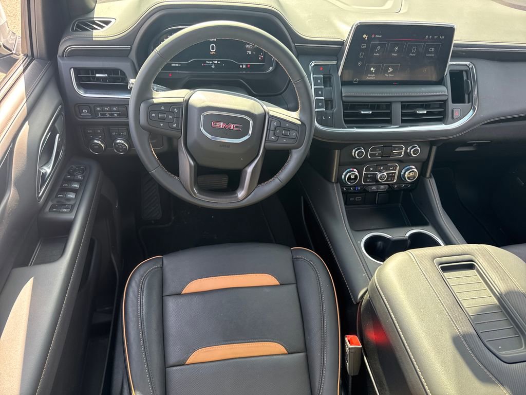 Used 2024 GMC Yukon AT4 w/ AT4 Premium Package AWD/4WD image 13