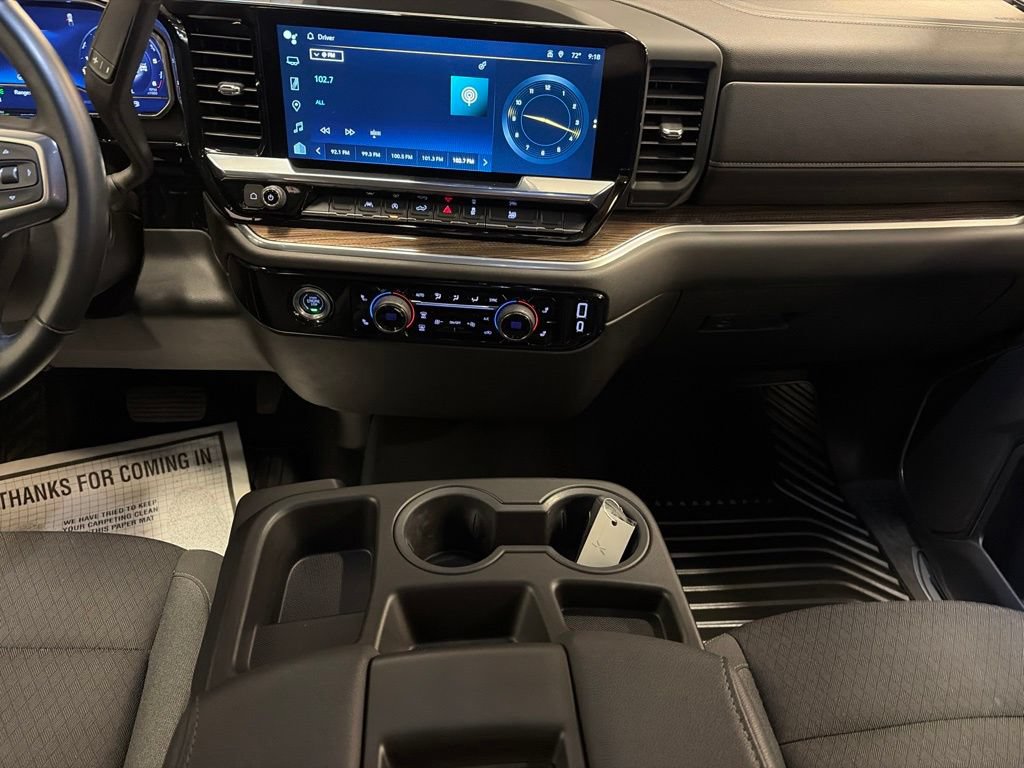 Used 2024 Chevrolet Silverado 1500 LT AWD/4WD image 29