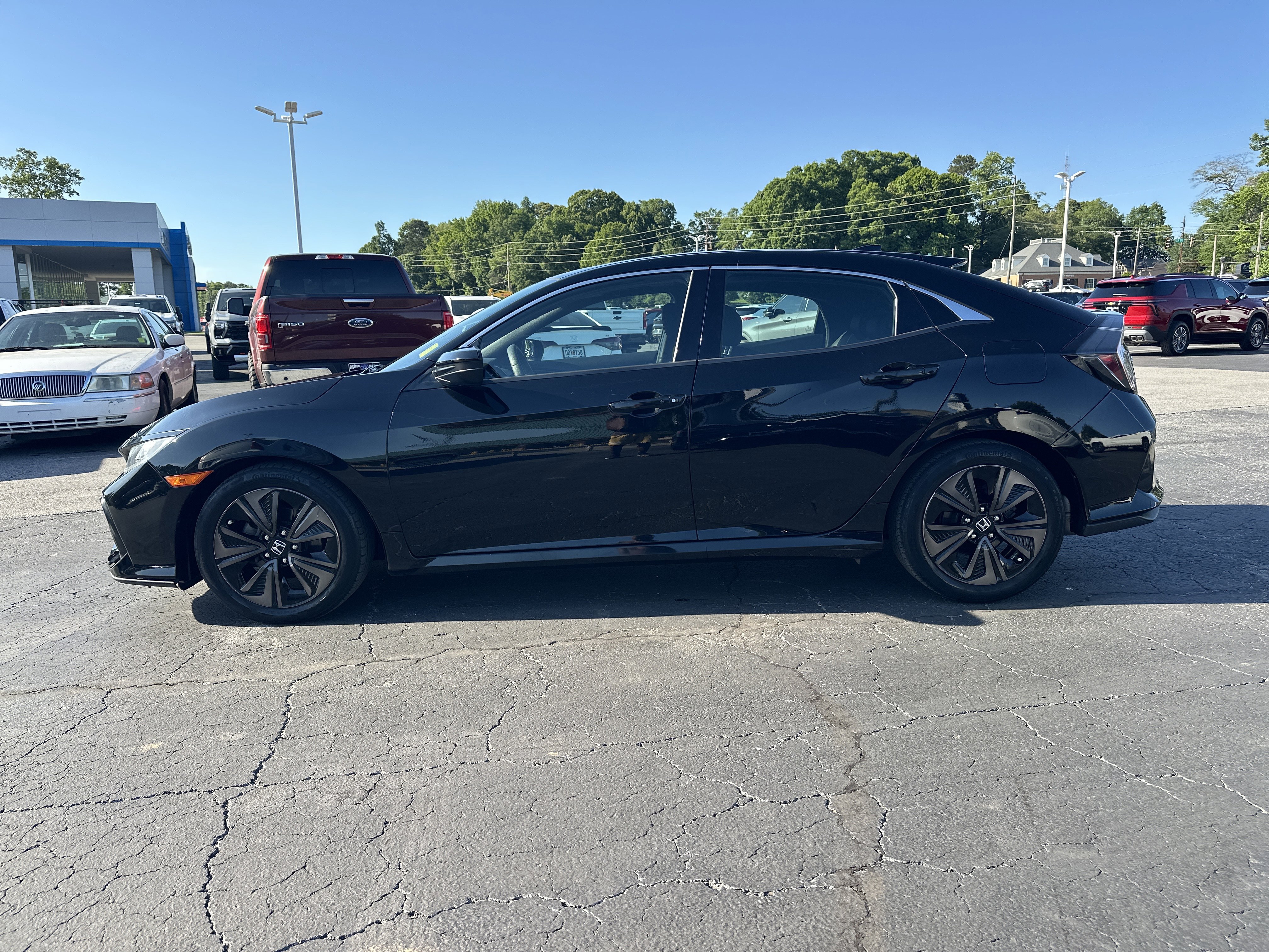 Used 2018 Honda Civic EX image 5