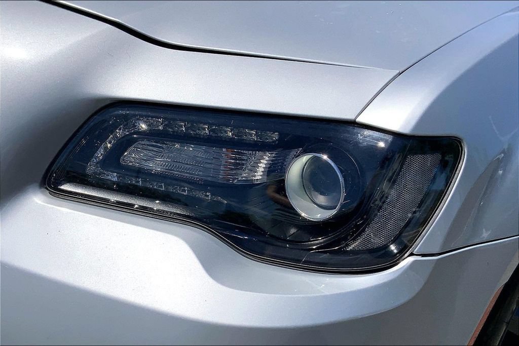 Used 2022 Chrysler 300 S RWD image 27
