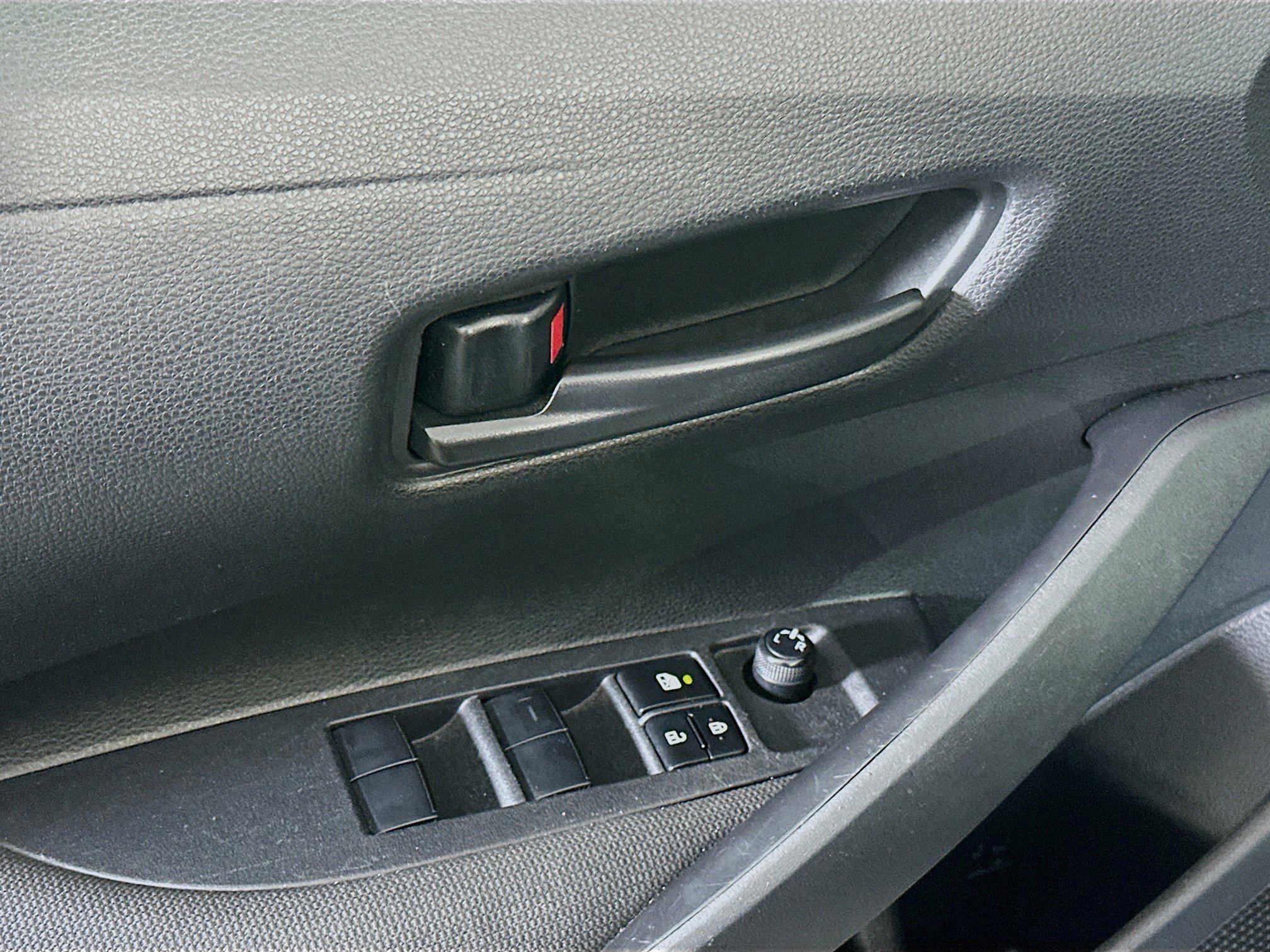 Used 2024 Toyota Corolla LE image 15