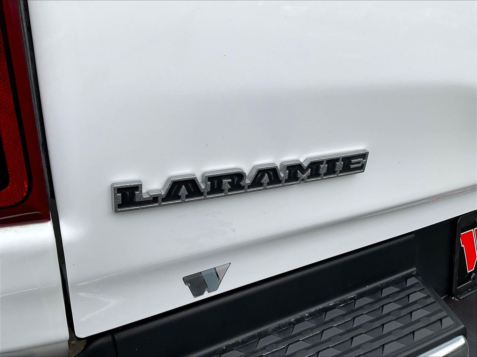 Used 2023 RAM 1500 Laramie AWD/4WD image 25