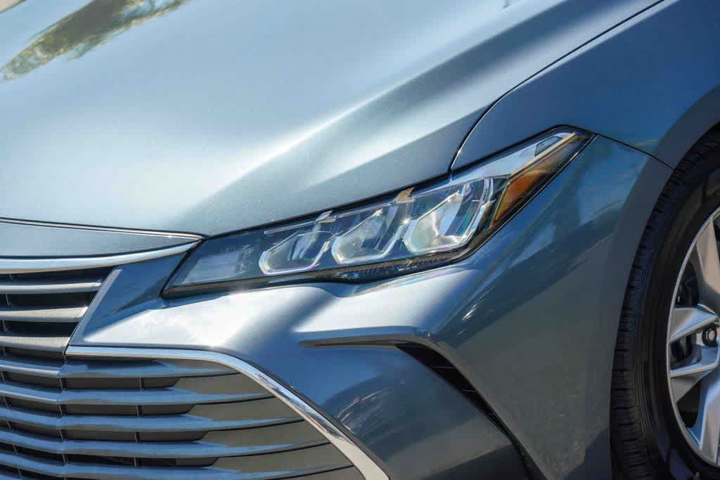 Used 2022 Toyota Avalon XLE FWD image 8