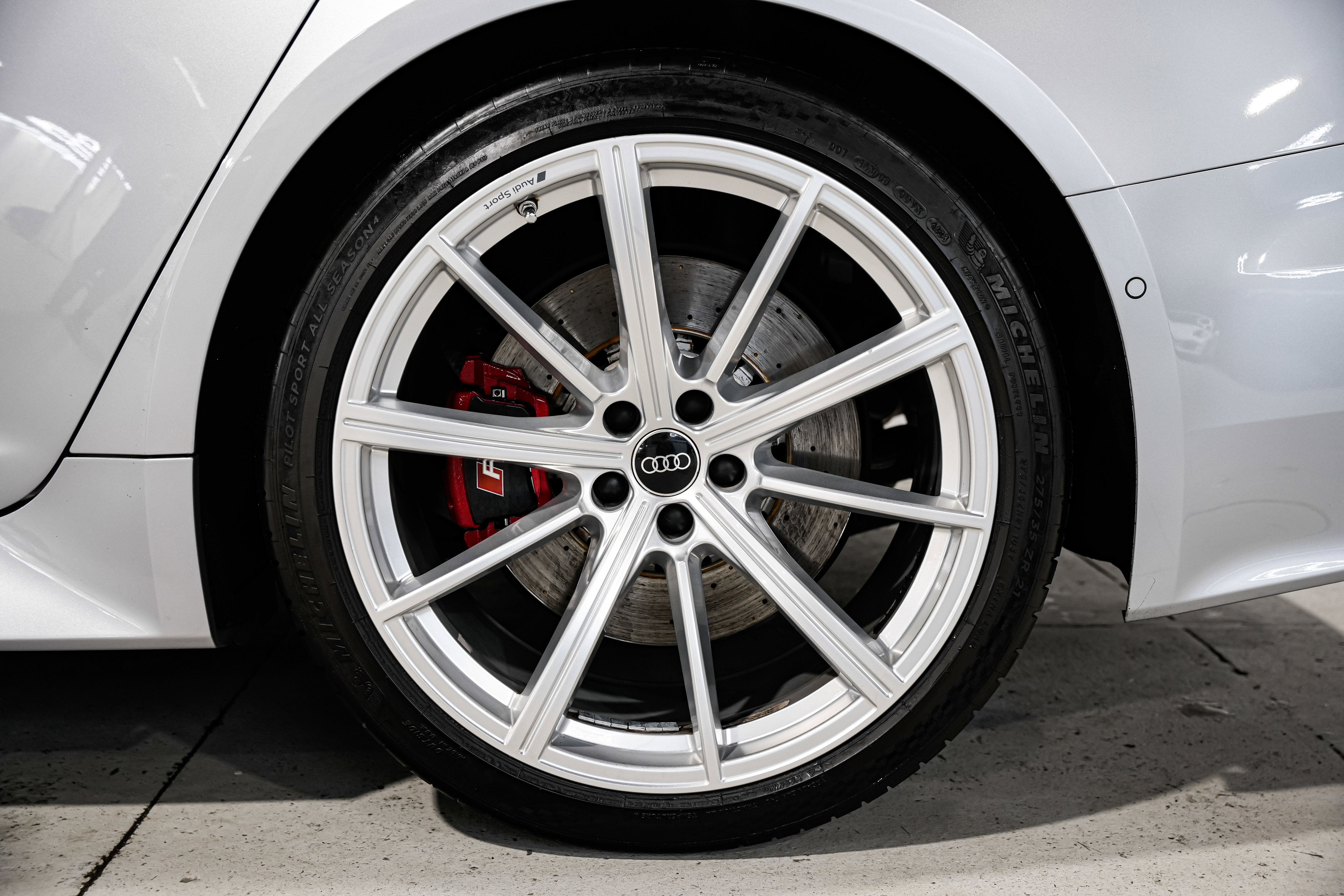 Used 2022 Audi RS 6 AWD/4WD image 51