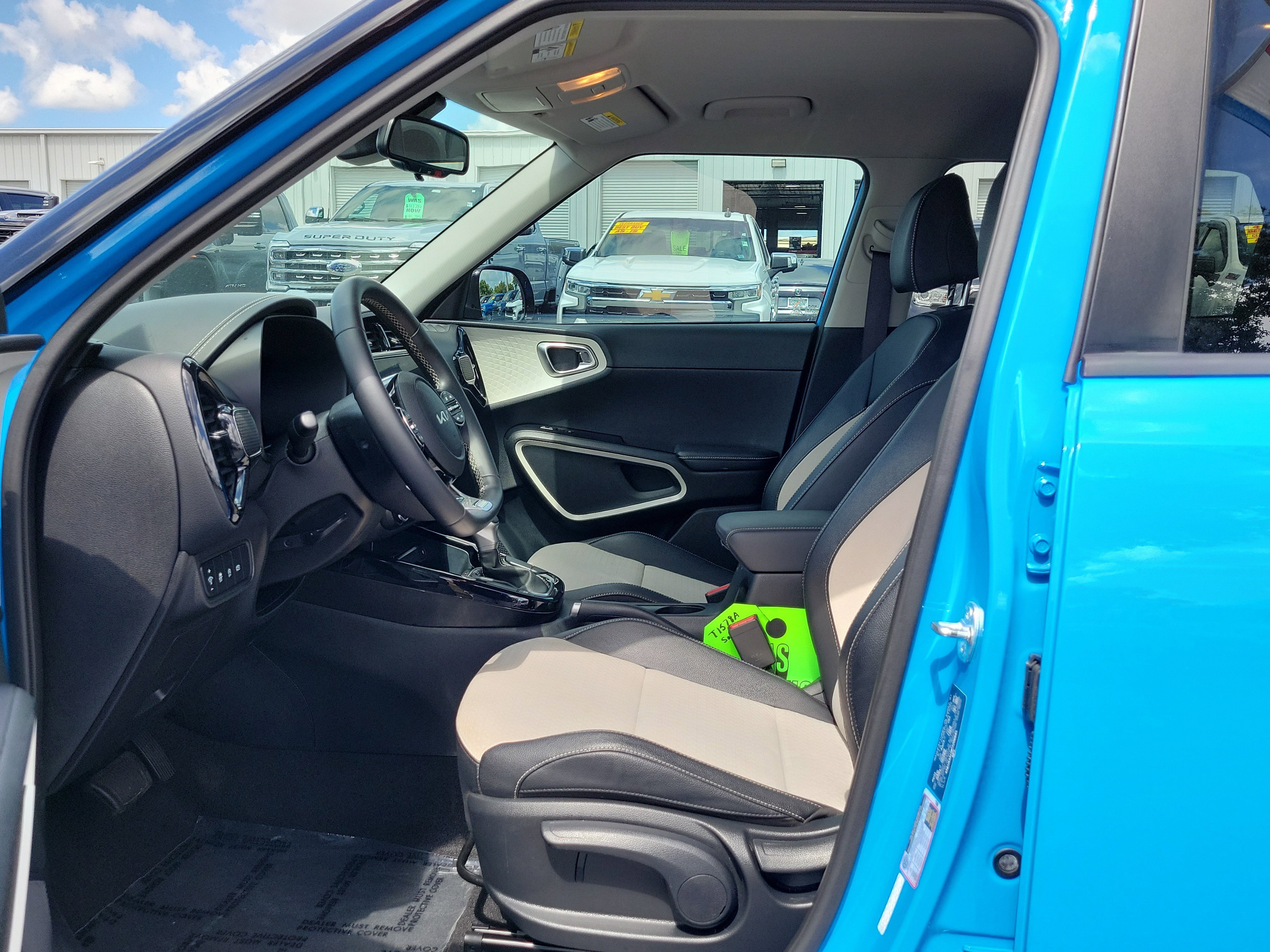 Used 2023 Kia Soul GT-Line FWD image 21