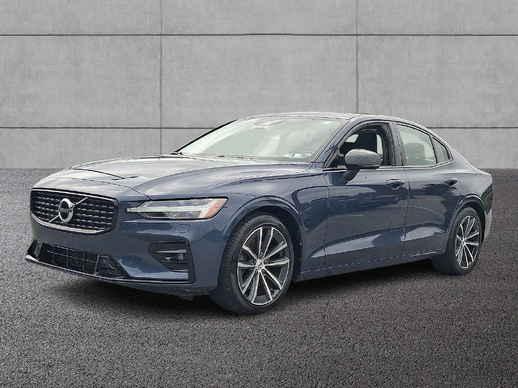Used 2022 Volvo S60 B5 Momentum w/ Premium Package