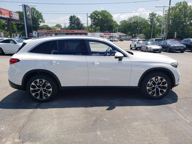 New 2025 Mercedes-Benz GLC 350e 4MATIC image 5