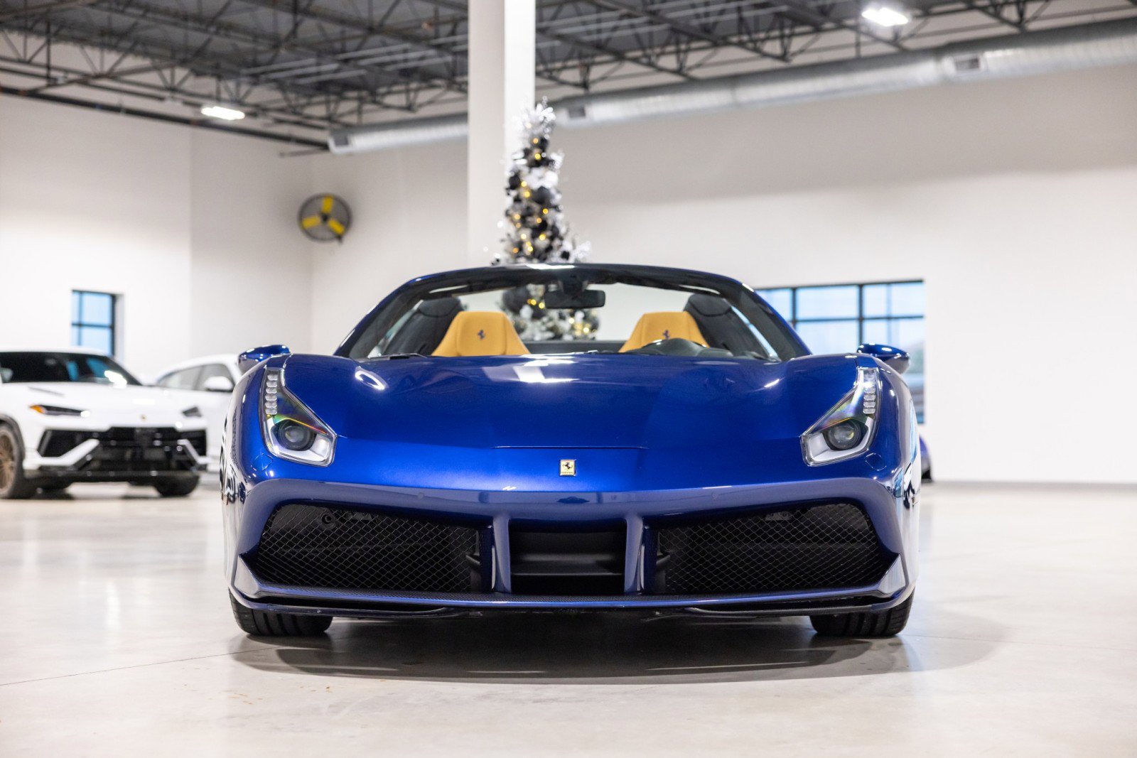 Used 2019 Ferrari 488 Spider image 2