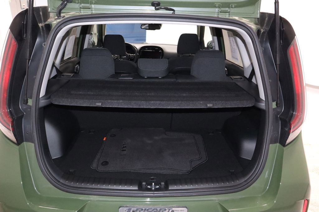 Used 2023 Kia Soul EX image 17