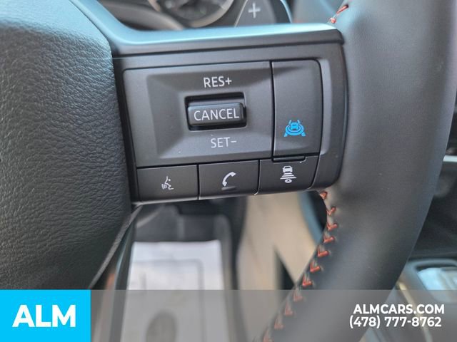 Used 2025 Nissan Rogue SV image 23