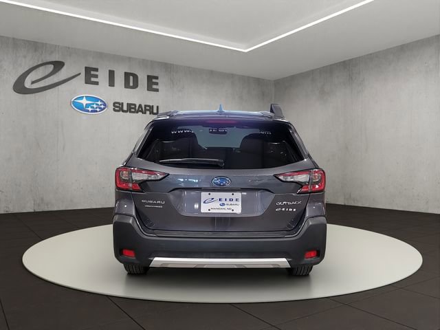 Used 2025 Subaru Outback Limited AWD/4WD image 6