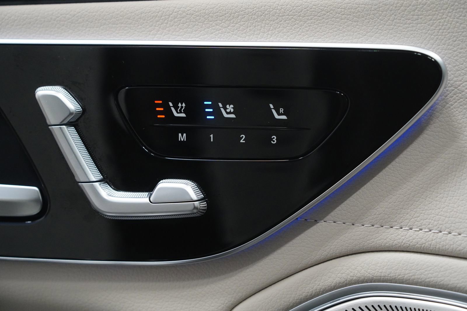 Certified 2023 Mercedes-Benz EQS 450+ 4MATIC Sedan image 30