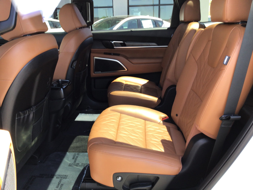 Used 2024 Kia Telluride SX X-Line AWD/4WD image 13