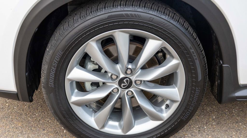 Used 2021 INFINITI QX50 Luxe w/ Cargo Package image 8