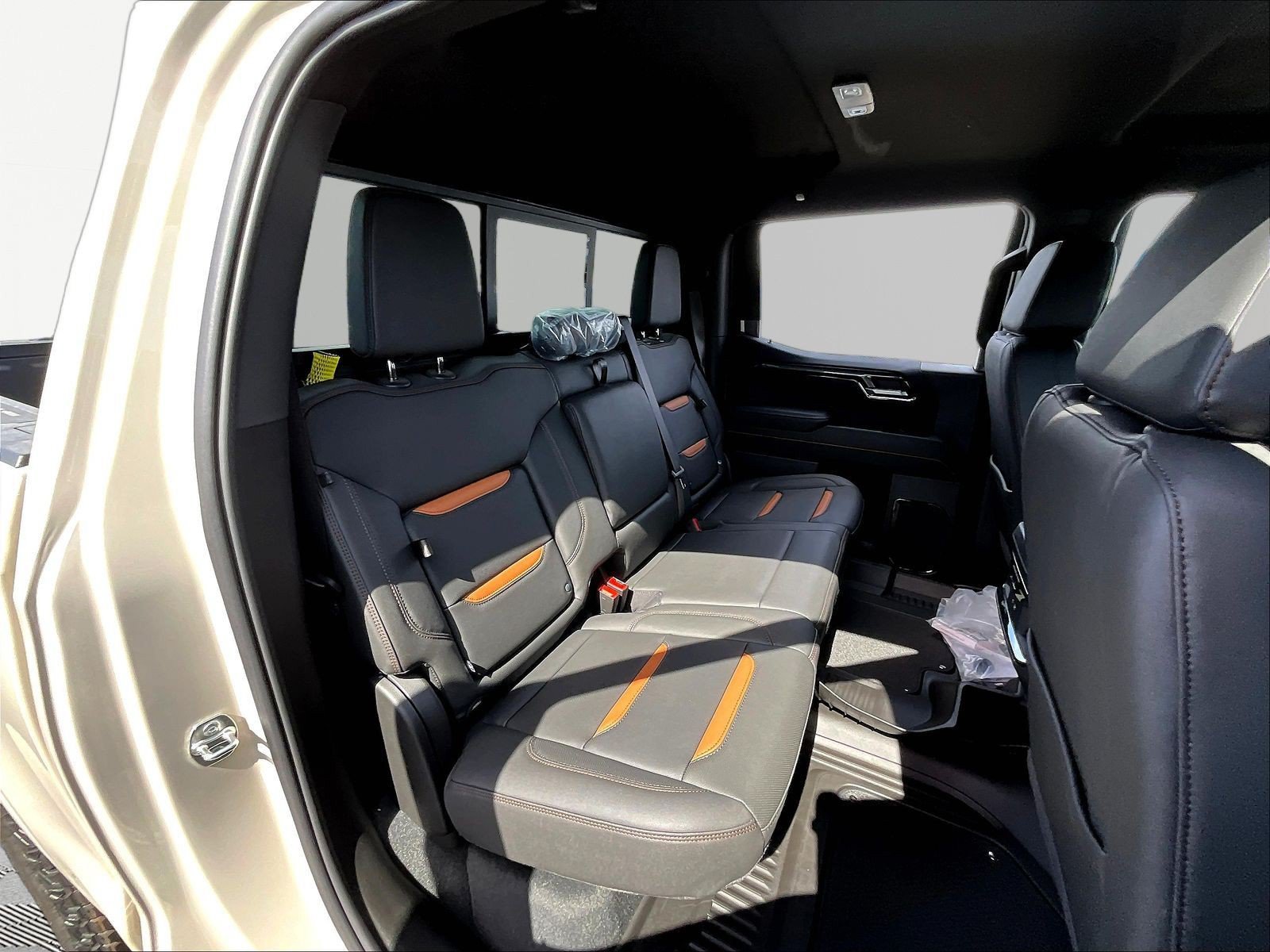New 2026 GMC Sierra 1500 AT4 w/ AT4 Premium Package AWD/4WD image 19