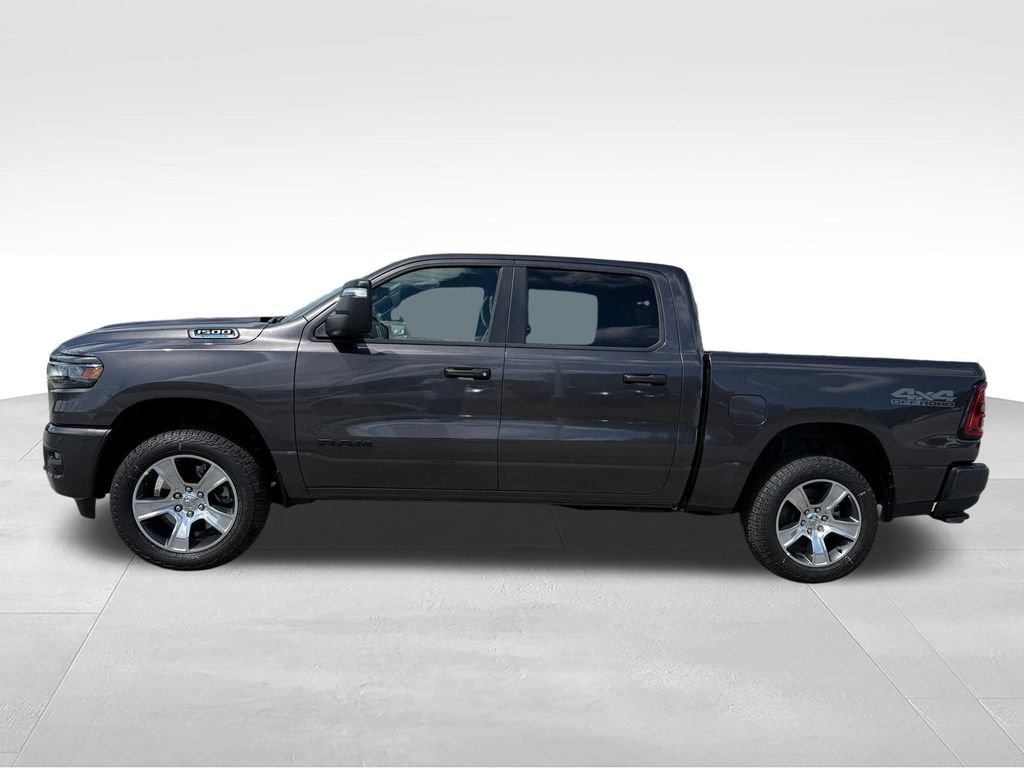 New 2026 RAM 1500 Express AWD/4WD image 3