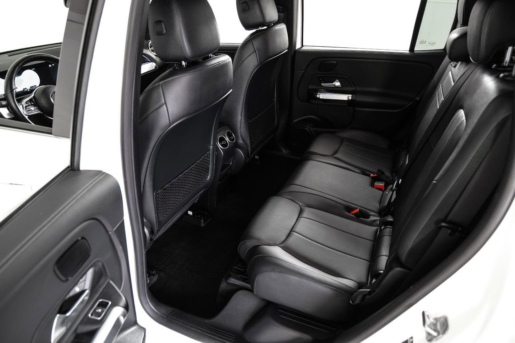 Used 2023 Mercedes-Benz EQB 250+ w/ Exclusive Package image 38