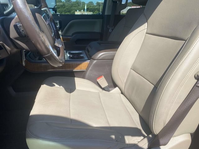Used 2019 GMC Sierra 2500 SLT w/ Duramax Plus Package AWD/4WD image 12