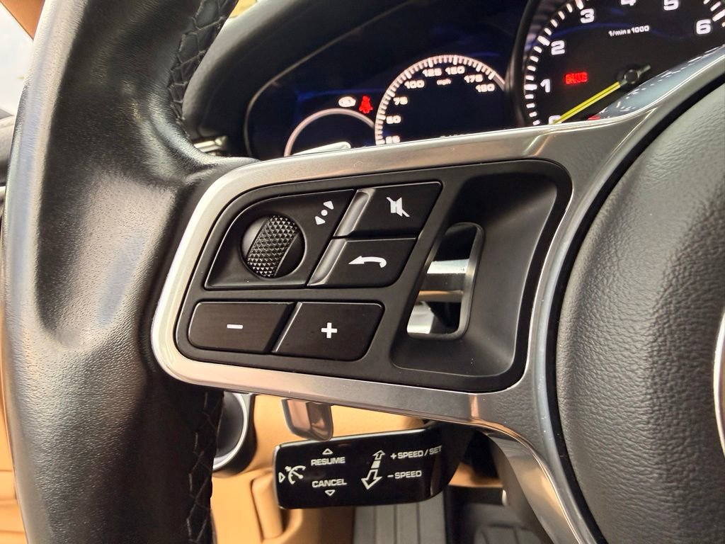 Used 2018 Porsche Panamera 4 AWD/4WD image 21