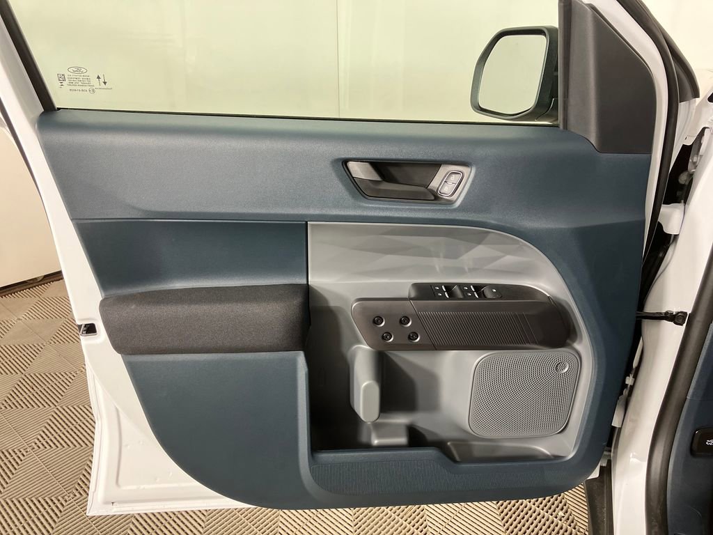 New 2026 Ford Maverick XL image 23