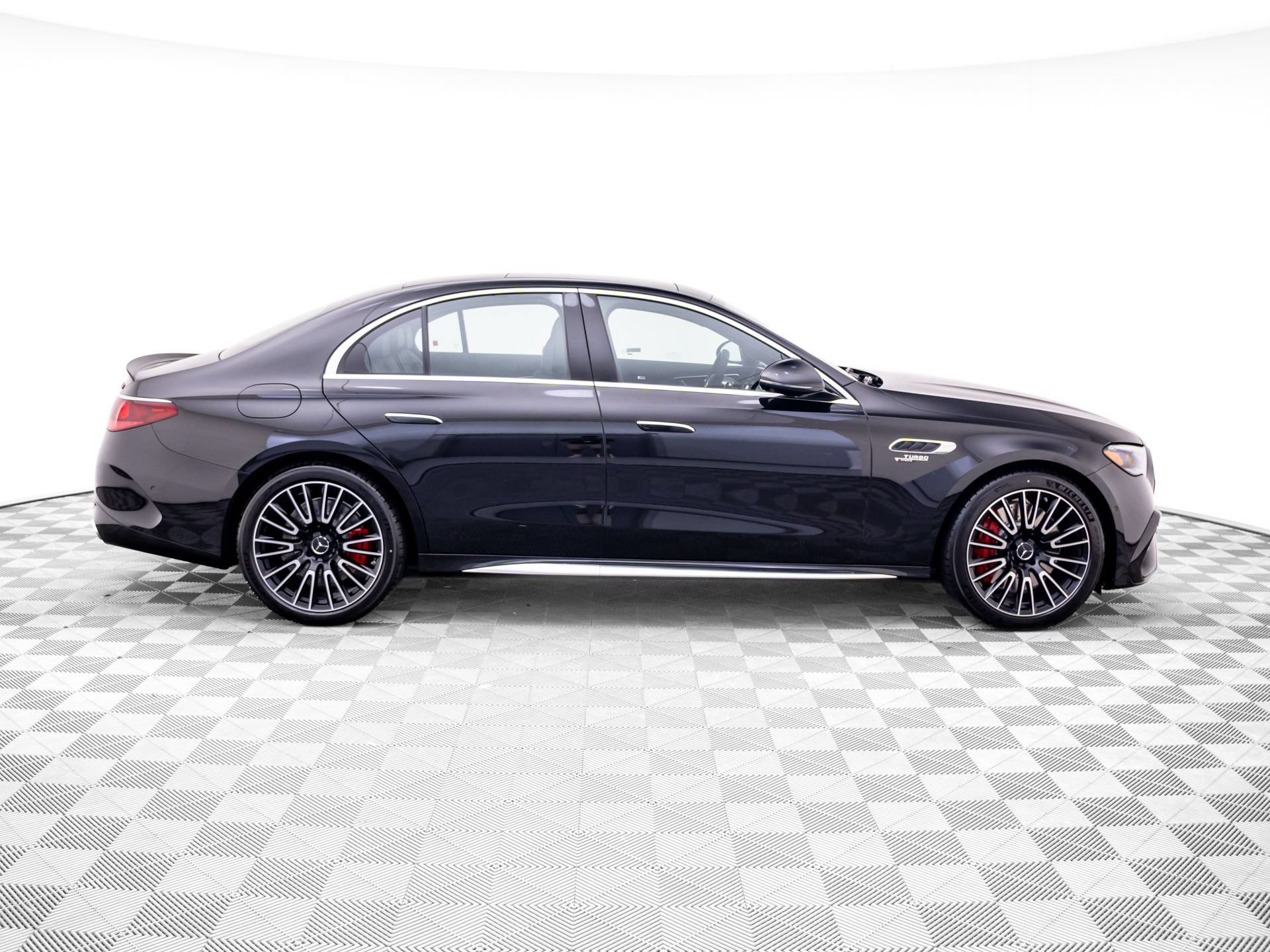 New 2027 Mercedes-Benz E 53 AMG e 4MATIC Sedan image 5