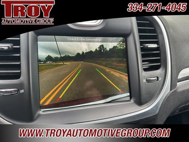 Used 2019 Chrysler 300 Touring w/ Sport Appearance Package image 20