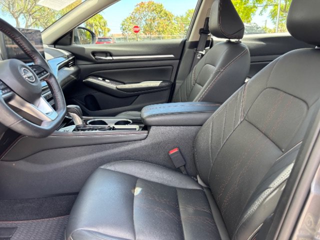 Used 2024 Nissan Altima 2.5 SR w/ SR Premium Package FWD image 22