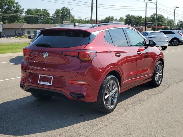 Used 2021 Buick Encore GX Essence w/ Advanced Technology Package AWD/4WD image 3